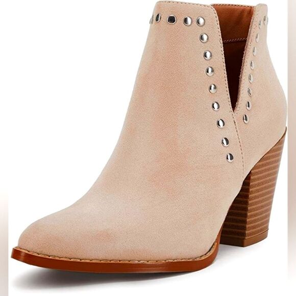 (78-1803)  Tan Women's Pointed Toe Ankle Boot Sz 9.5 - Picture 1 of 11